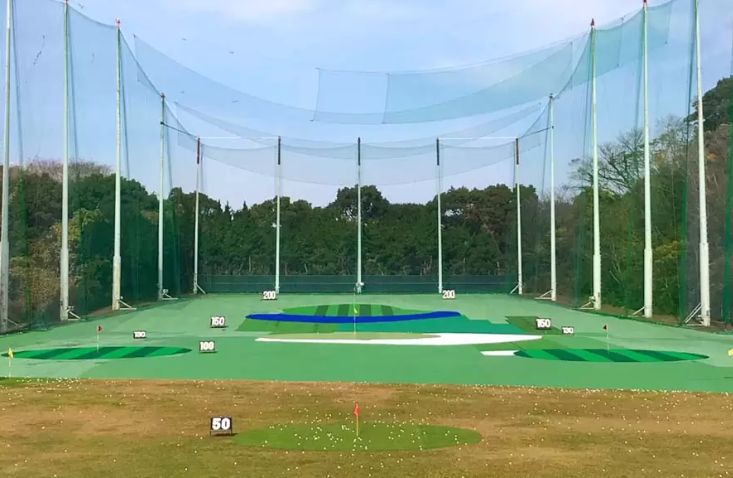 葉山パブリックゴルフコース練習場